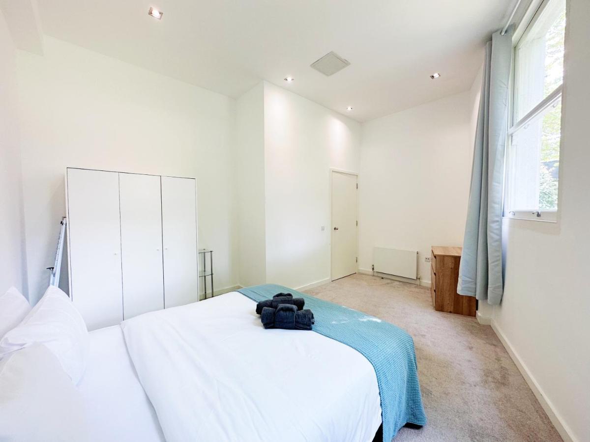 Portobello Dock Canalside Apartment London Eksteriør billede